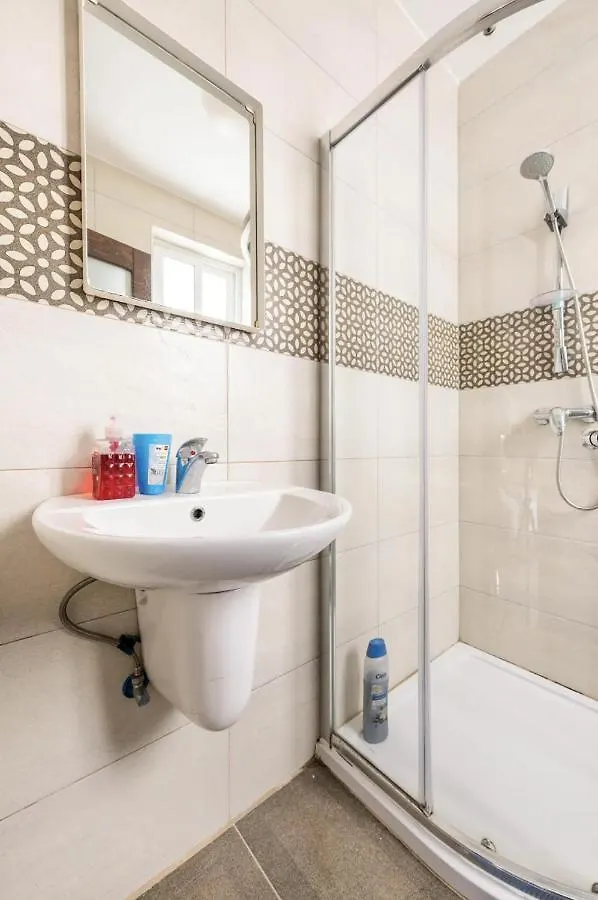 F8 Modern And Bright Apartment In Malta Msida