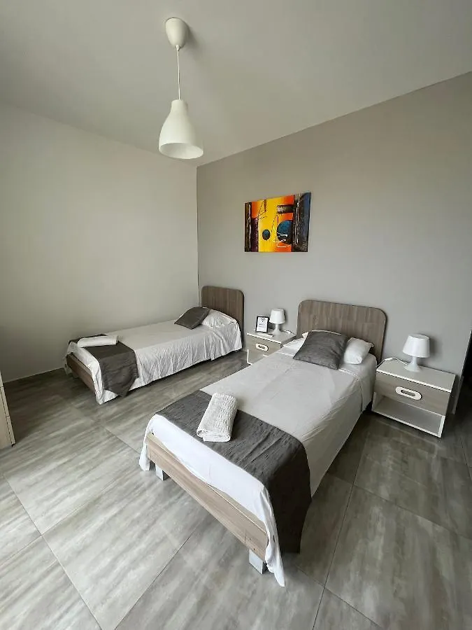 F8 Modern And Bright Apartment In Malta Msida 0*,