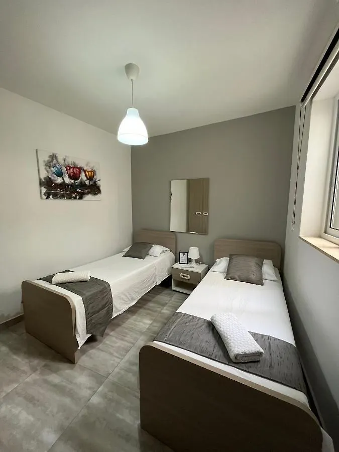 F8 Modern And Bright Apartment In Malta Msida